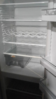 Сервисный центр холодильника ariston. Холодильник Аристон 2004. Холодильник Хотпоинт Аристон 82021. Поломка холодильника. Холодильник Индезит хладагенты.