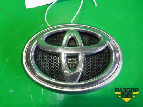 Эмблема (после 2013г на решетку радиатора под камеру) (5314360030) Toyota Land Cruiser Prado(150) с 2009г