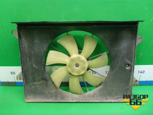 Вентилятор охлаждения радиатора (1636323020) Toyota Isis c 2004-2018г